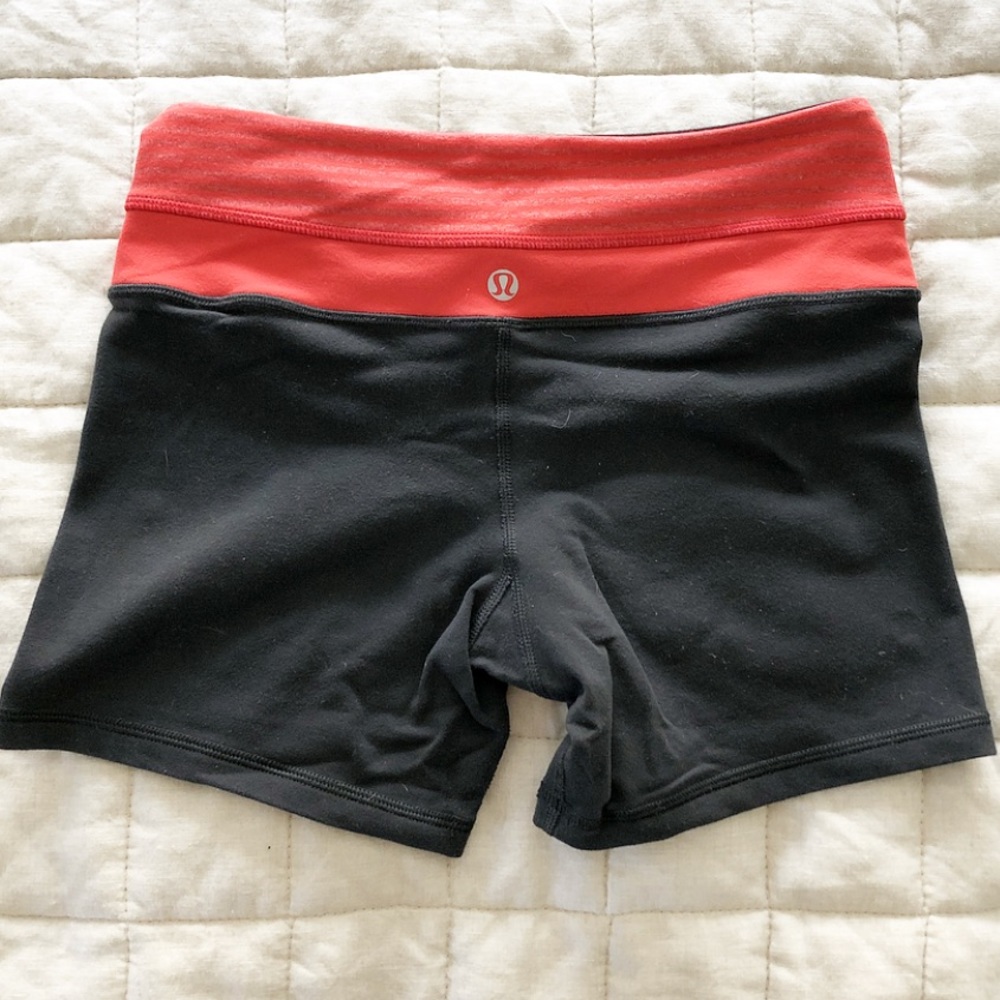 Lululemon spandex shorts